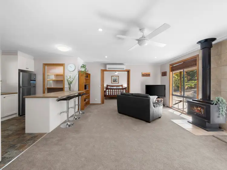 Fifth view of Homely house listing, 10 Duncans Road, Jamieson VIC 3723
