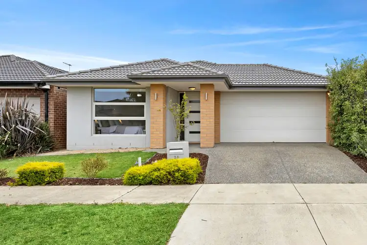 24 Rutherford Grove, Armstrong Creek VIC 3217
