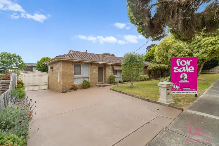 4 Wes Crescent, Ferntree Gully VIC 3156