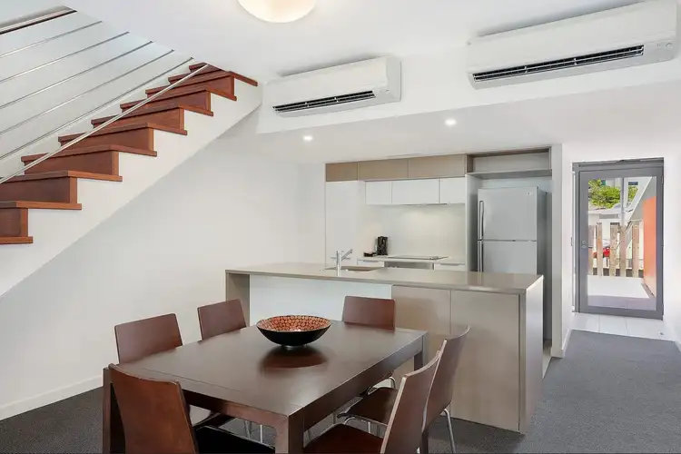 Third view of Homely unit listing, 1/4 Aplin Street, Townsville City QLD 4810