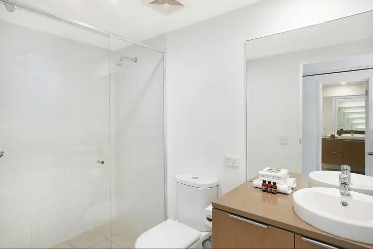 Sixth view of Homely unit listing, 1/4 Aplin Street, Townsville City QLD 4810