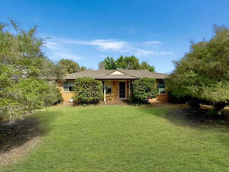 9 Coolabah Street, Forbes NSW 2871