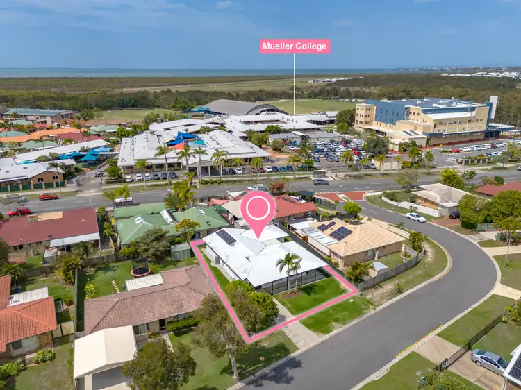 5 Lynanda Court, Rothwell QLD 4022