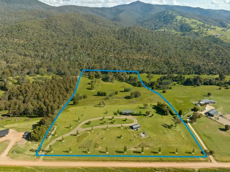 124 Wild Dog Road, Merrijig VIC 3723