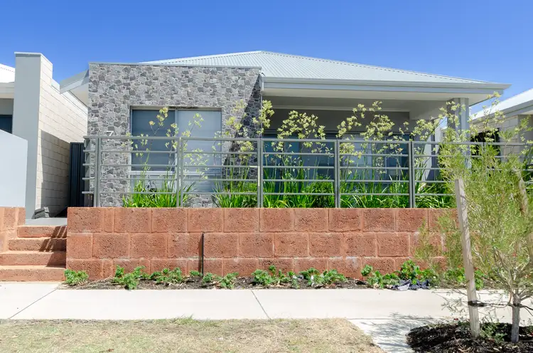 7 Karapiro Street