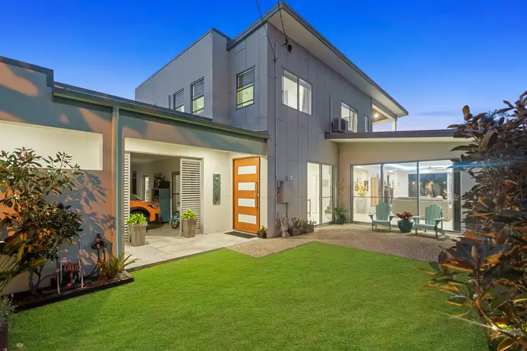 Sixth view of Homely house listing, 5 Robin Avenue, Paradise Point QLD 4216