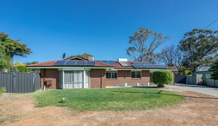 8 Napean Place, Armadale WA 6112