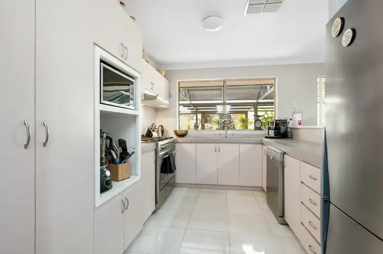 Sixth view of Homely house listing, 15 Borromei Mews, Somerville WA 6430