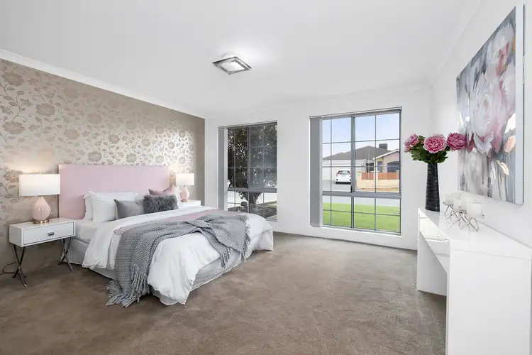 20 Cornforth Way, Piara Waters WA 6112