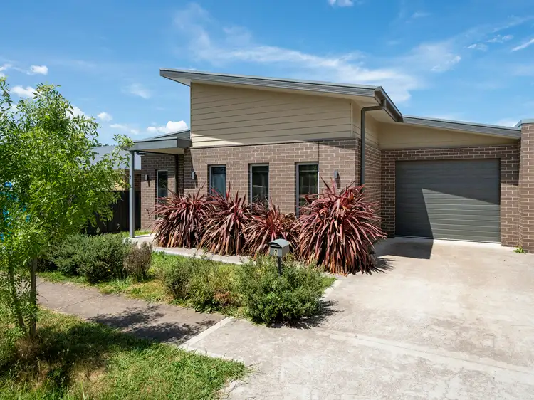 Main view of Homely townhouse listing, 7 Station Street, Mansfield VIC 3722