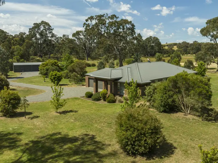 693 Howes Creek Road, Mansfield VIC 3722