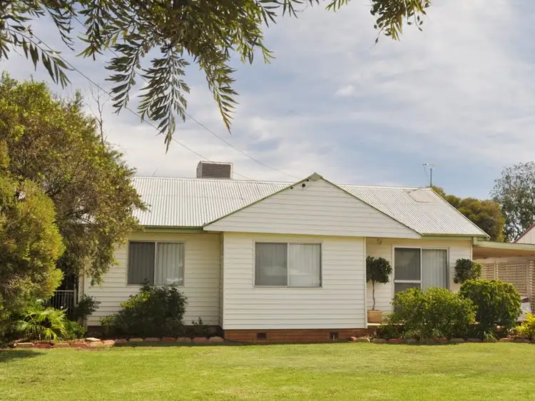68 Ugoa Street, Narrabri NSW 2390