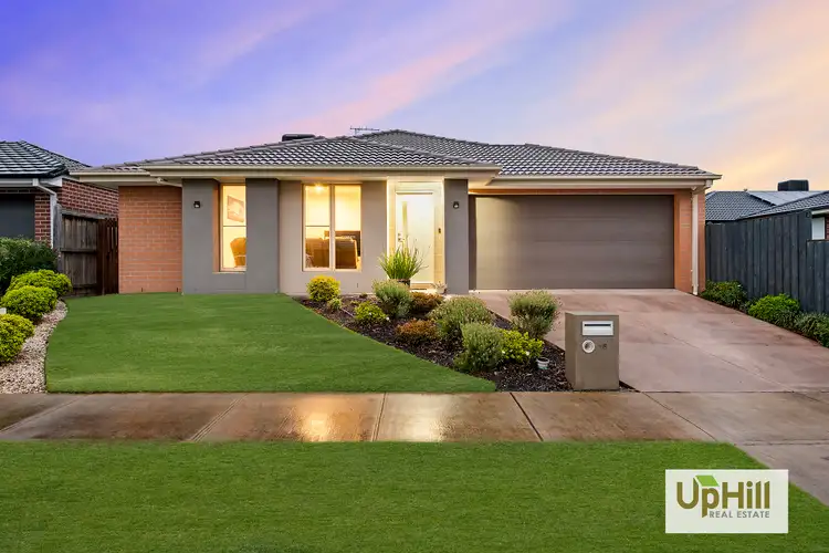 18 Lancelot Avenue, Clyde VIC 3978