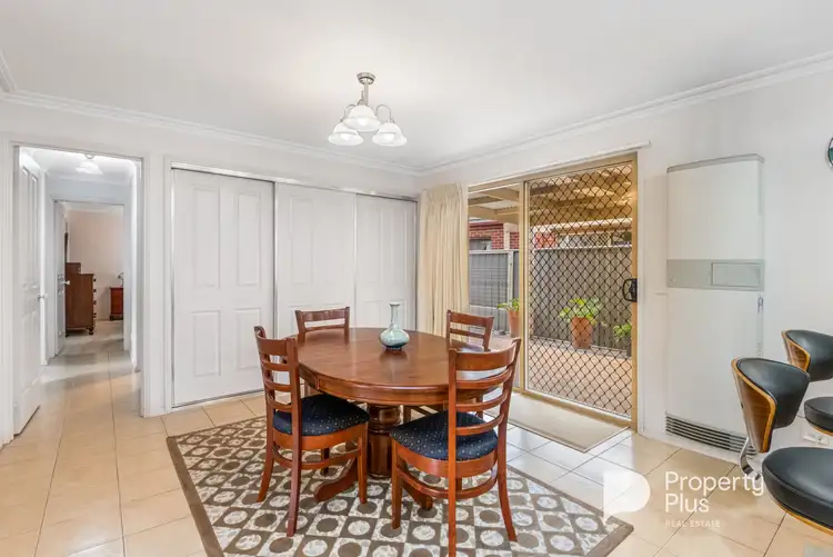 Fifth view of Homely house listing, 18 Windsor Gardens, Kangaroo Flat VIC 3555