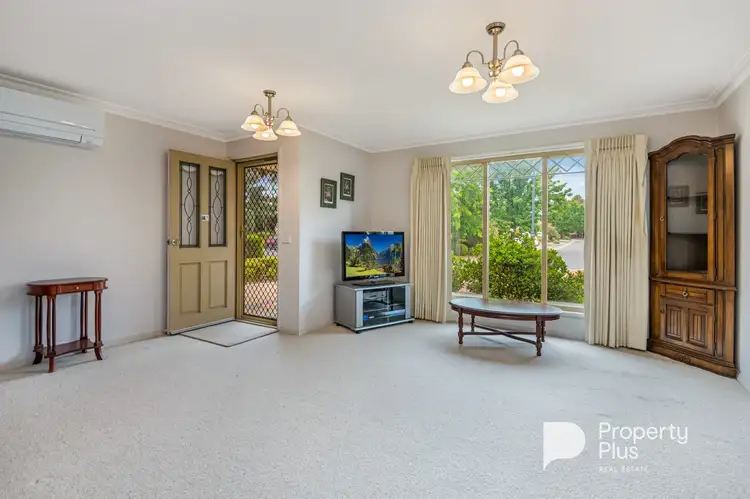 Sixth view of Homely house listing, 18 Windsor Gardens, Kangaroo Flat VIC 3555
