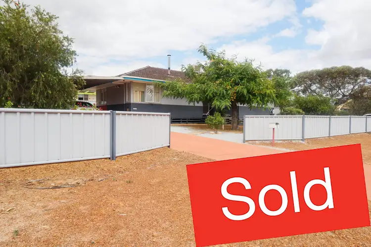 1 Nugent Street, Wongan Hills WA 6603