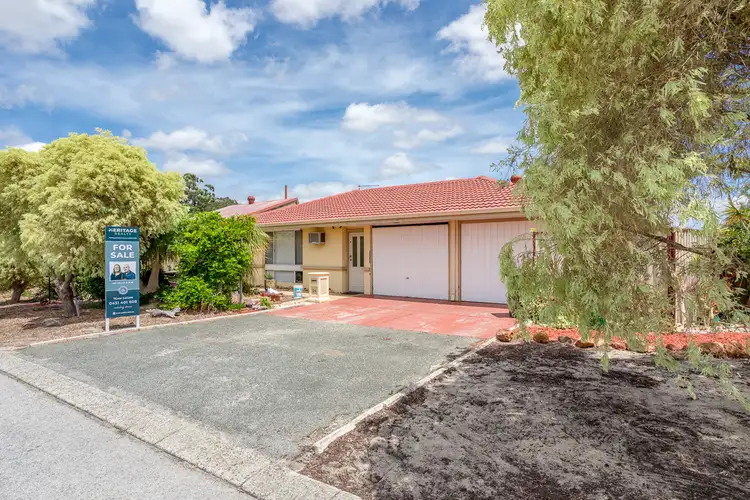 26 Woburn Way, Kelmscott WA 6111