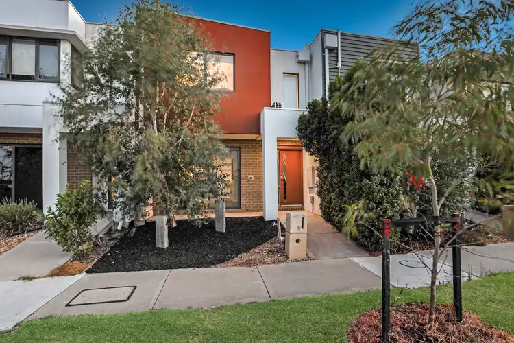 Main view of Homely house listing, 19 Kosciuszko Circuit, Clyde VIC 3978