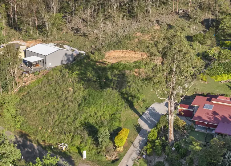 33-35 Yulgibar Close, Kooralbyn QLD 4285