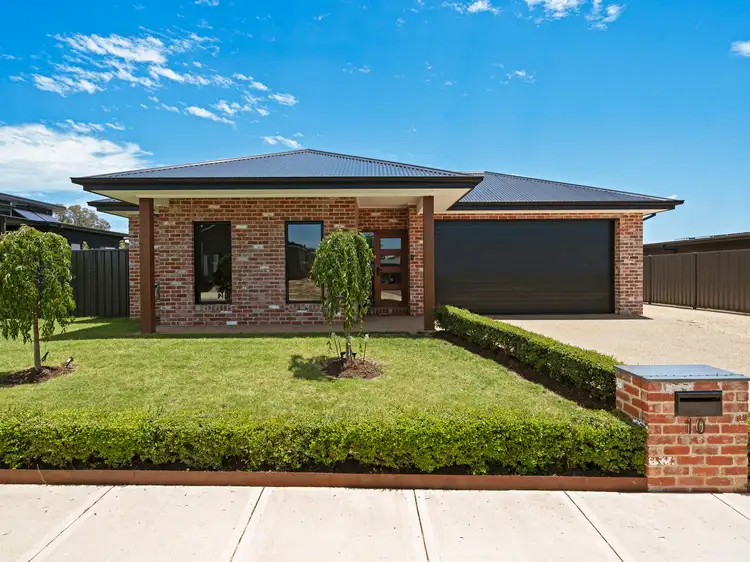 10 Hill Court, Mansfield VIC 3722