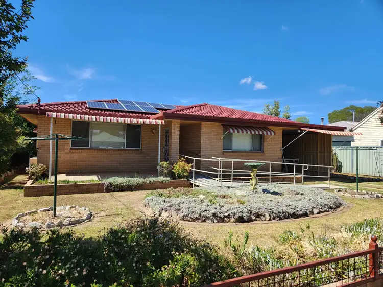 18 Cunningham Street, Bingara NSW 2404