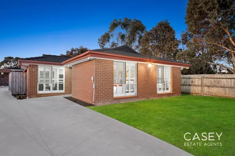 1/11 Wills Court, Cranbourne North VIC 3977