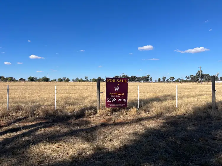 102-110 Camp St, Watchem VIC 3482