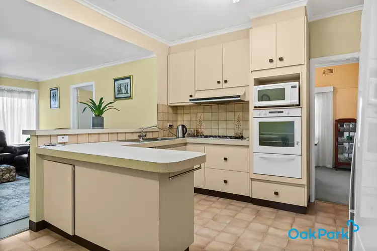 Fifth view of Homely house listing, 11 Malcolm Street, Oak Park VIC 3046