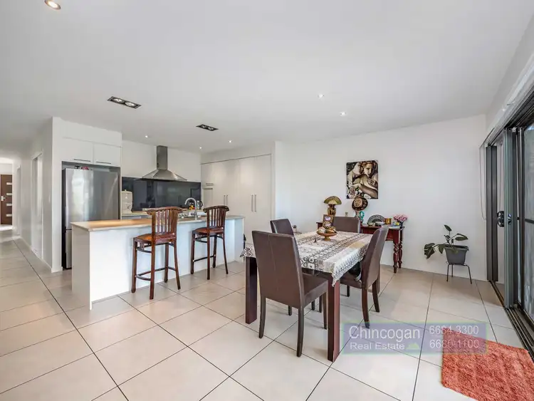 Fifth view of Homely house listing, 2/6 Hart Court, Ocean Shores NSW 2483