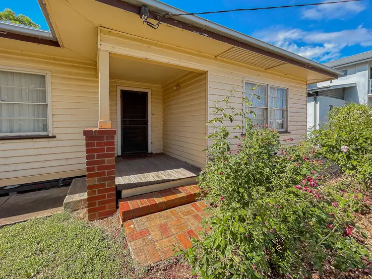 Second view of Homely house listing, 5 Canonsgate Avenue, Kerang VIC 3579