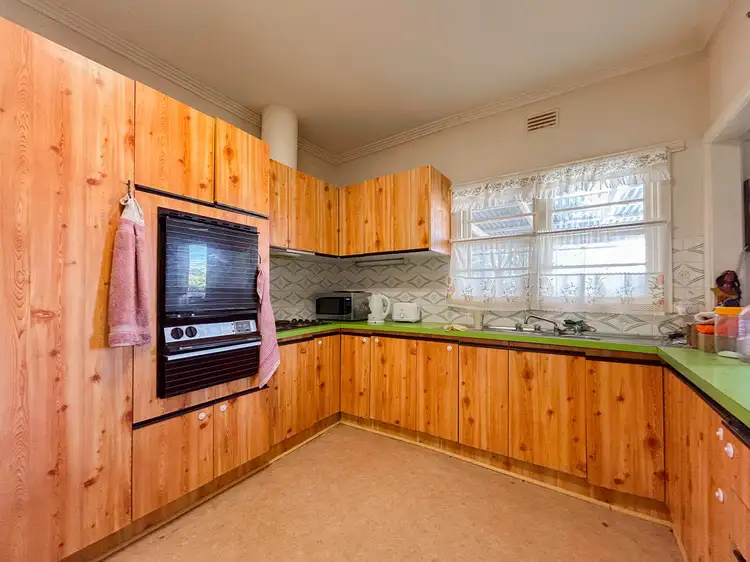 Sixth view of Homely house listing, 5 Canonsgate Avenue, Kerang VIC 3579