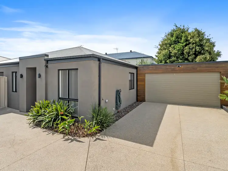 2/14 Parsons Crescent, Yarrawonga VIC 3730