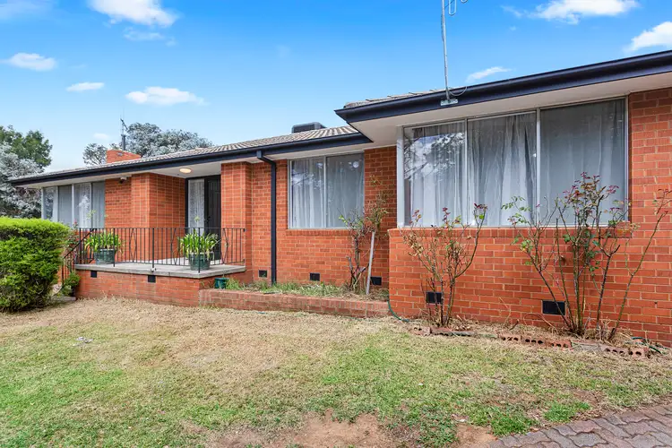 16 Fullagar Crescent, Higgins ACT 2615