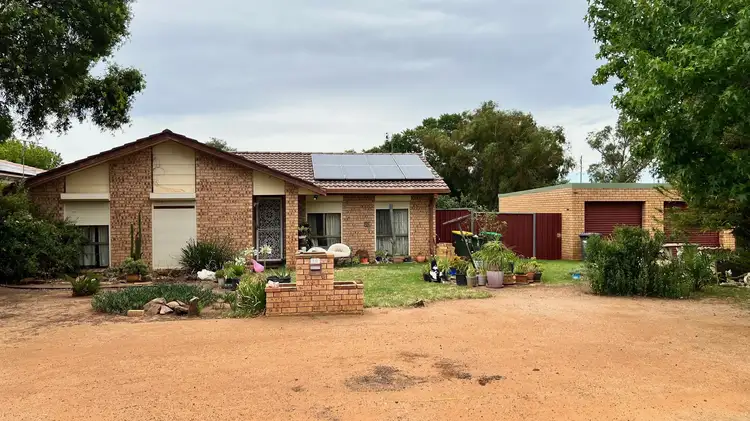 15 Norfolk Crescent, Dubbo NSW 2830