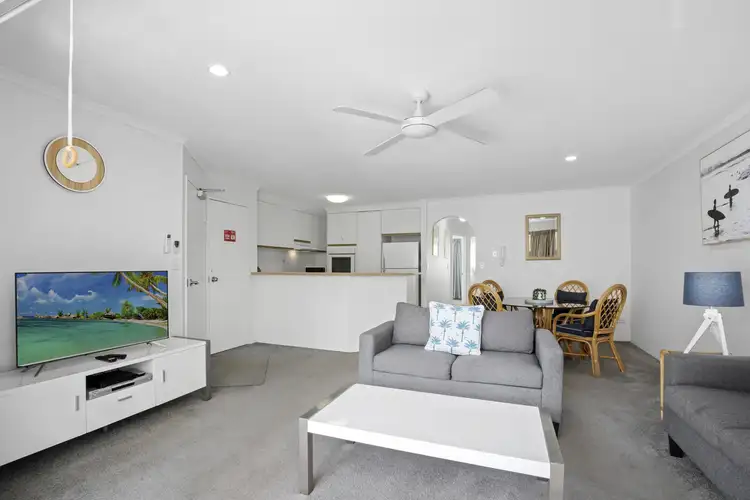 Fifth view of Homely unit listing, 38/1 Cronin Avenue, Main Beach QLD 4217