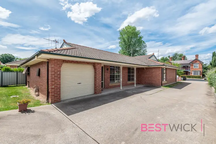 Main view of Homely unit listing, 2/186 Lambert Street, Bathurst NSW 2795