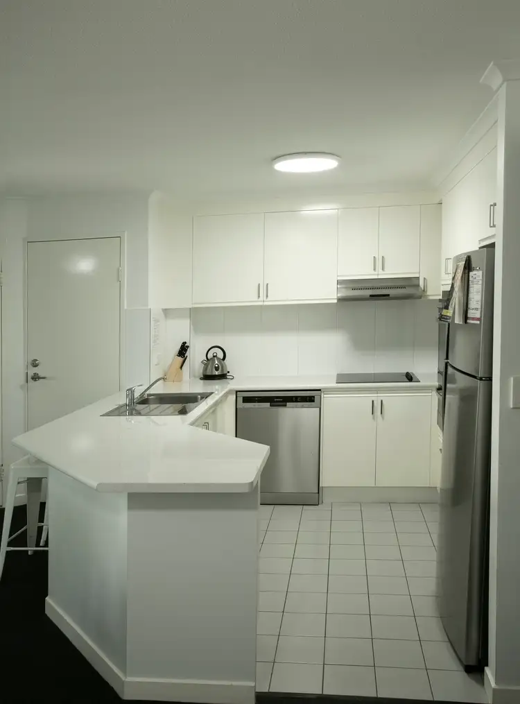 Seventh view of Homely unit listing, 6/1 Cronin Avenue, Main Beach QLD 4217