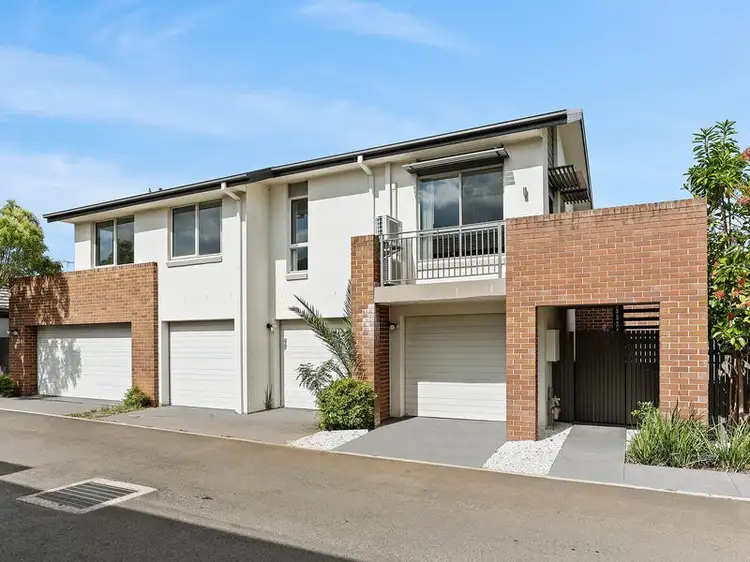 12 Charolais Avenue