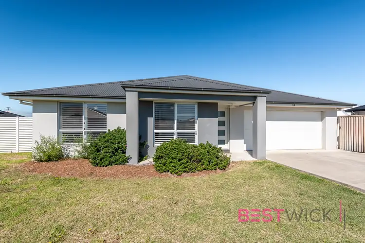 14 Maxwell Drive, Eglinton NSW 2795