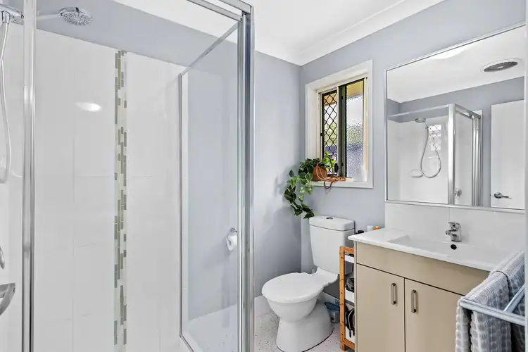 Sixth view of Homely house listing, 4 Mclachlan Circuit, Willow Vale QLD 4209