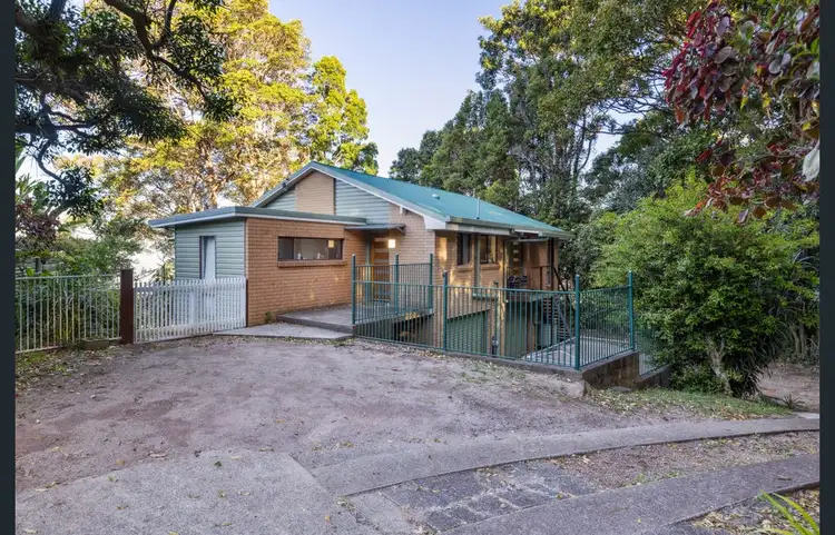 6 BOONGALA AVENUE, Montville QLD 4560