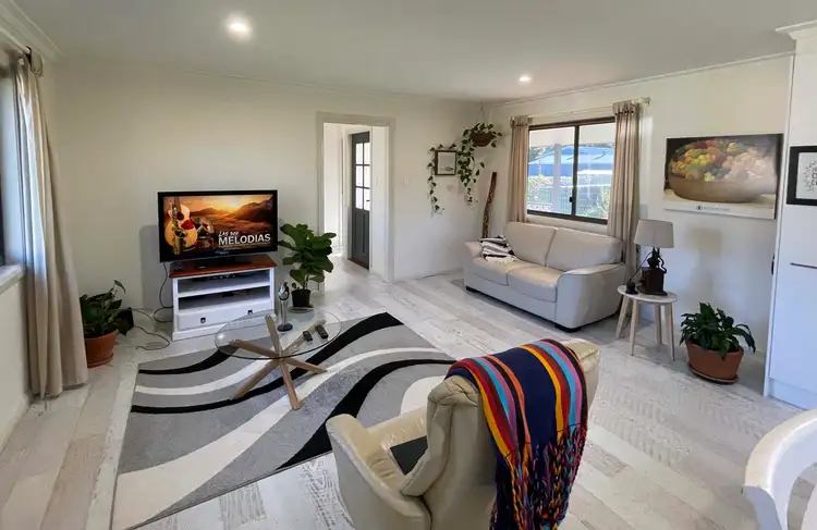 Second view of Homely house listing, 10 Hampton Court, Lansdowne NSW 2430