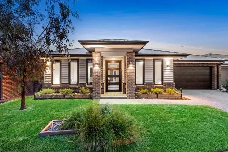 4 Eaglehawk Avenue, Armstrong Creek VIC 3217