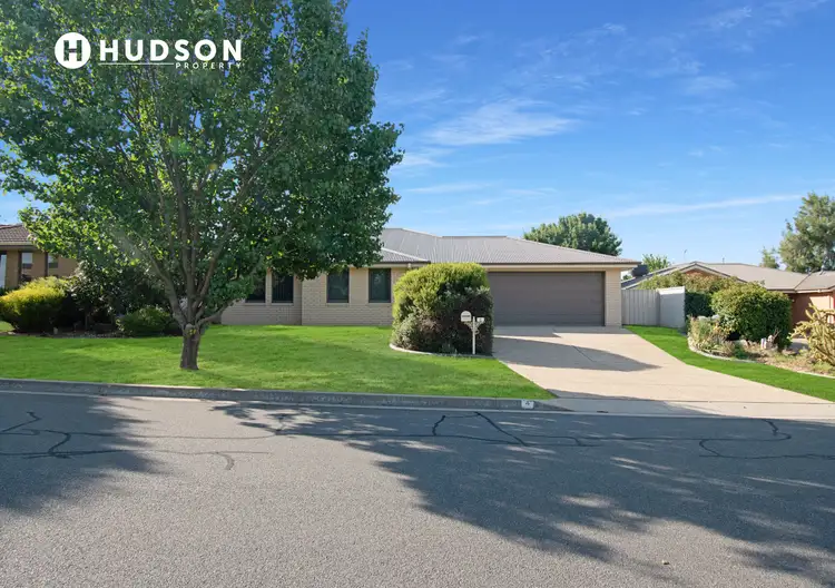 4 Dundale Crescent, Estella NSW 2650