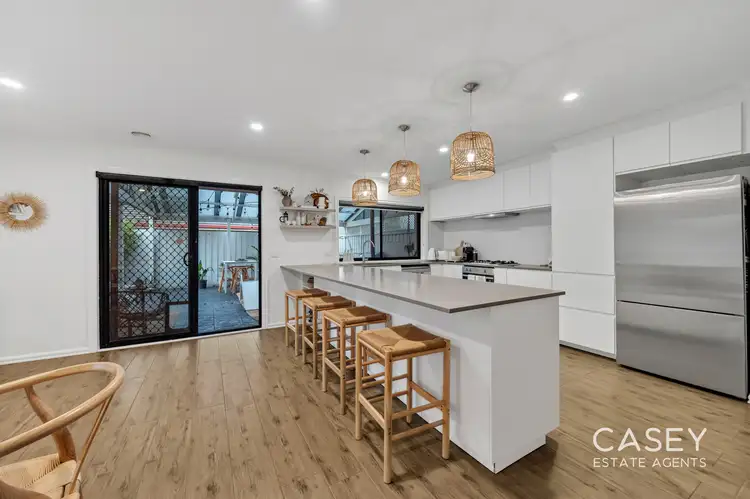 Fifth view of Homely house listing, 6 Emoh Close, Cranbourne VIC 3977