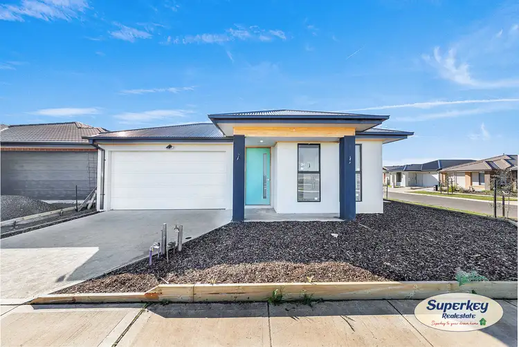6 Palmdale Crescent, Mambourin VIC 3024