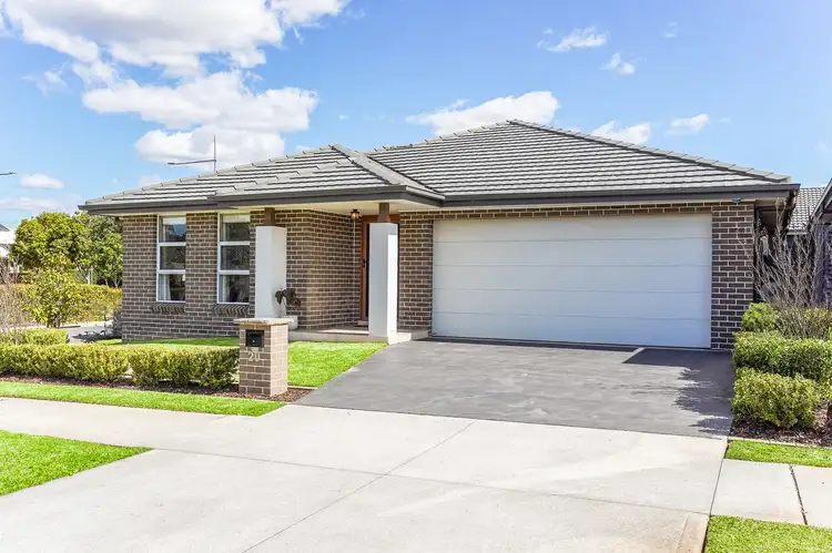 20 Hinton Loop, Oran Park NSW 2570