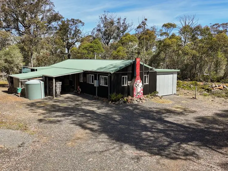 728 Arthurs Lake Road