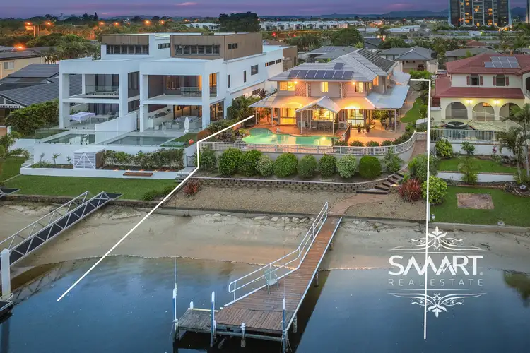 72 Waitomo Street, Broadbeach Waters QLD 4218