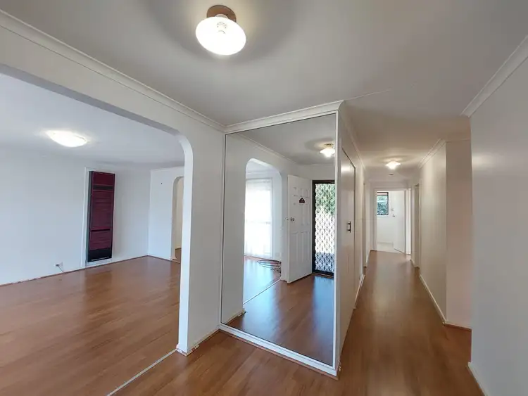 Fifth view of Homely house listing, 4 Maroondah Court, St Albans VIC 3021